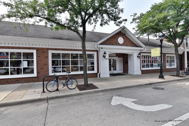 515 Crescent Blvd