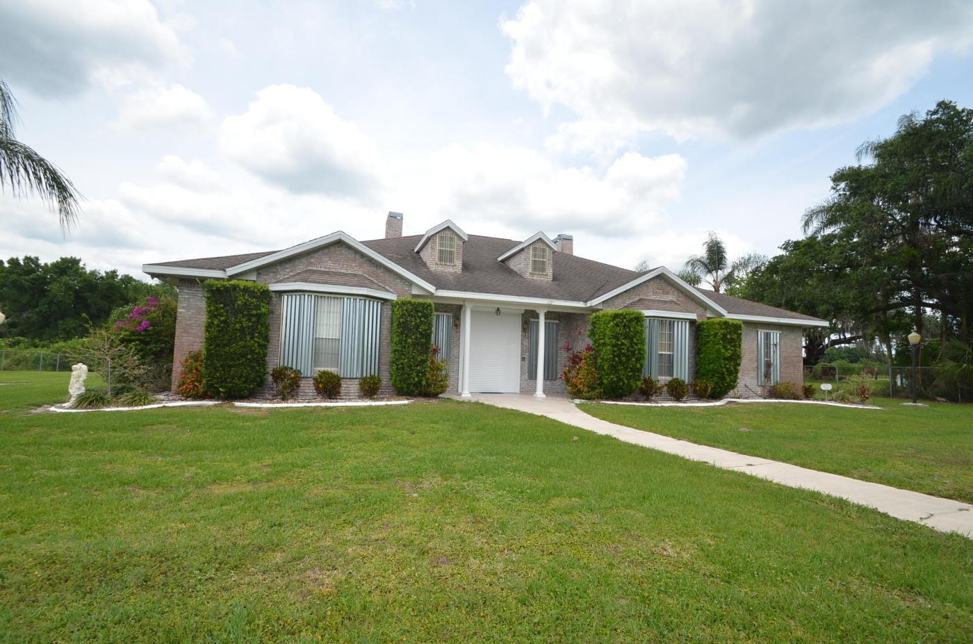 Luxury Home for sale in Arcadia, FL