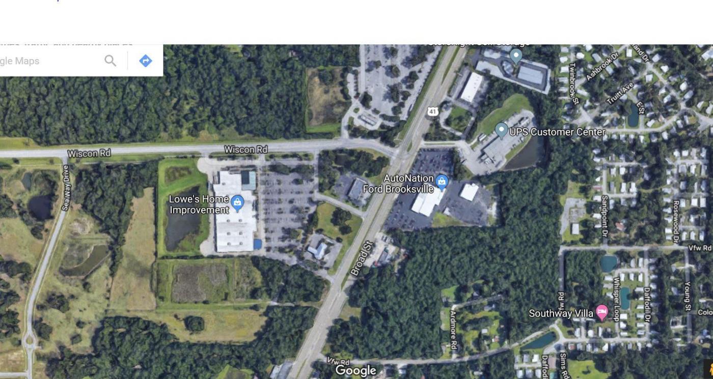 Brooksville, Lowes outparcel, 1.36 +- Acres