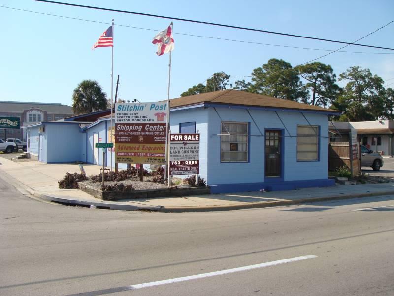 3,105 SF Commercial Building