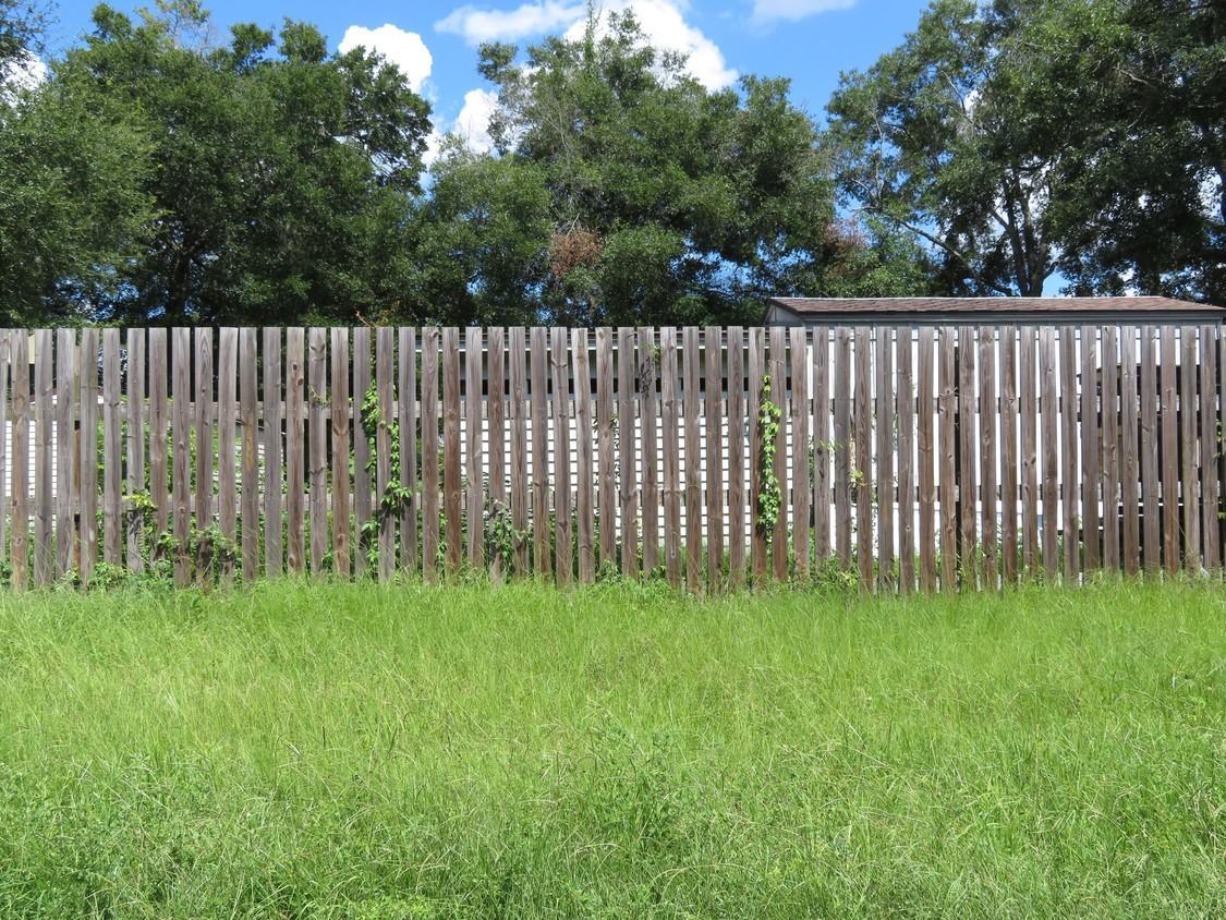 Vacant Land For Sale or Lease