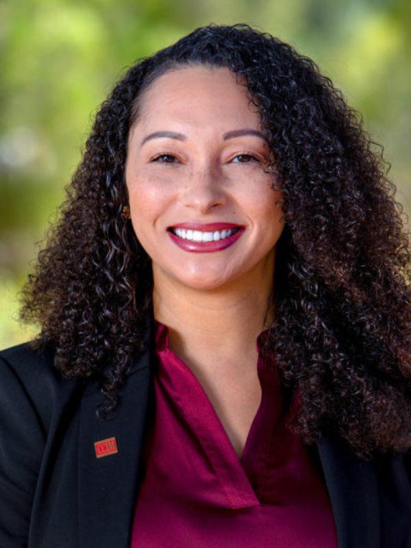 Amelia Henry, CCIM