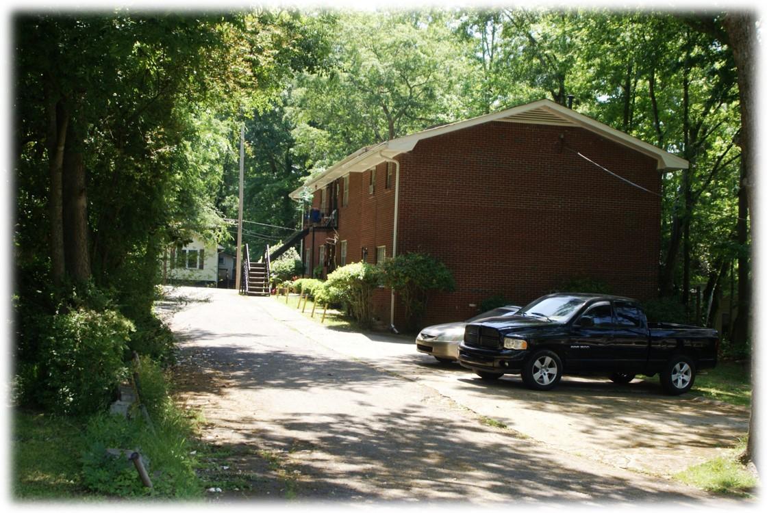 Five unit Apartment building for sale