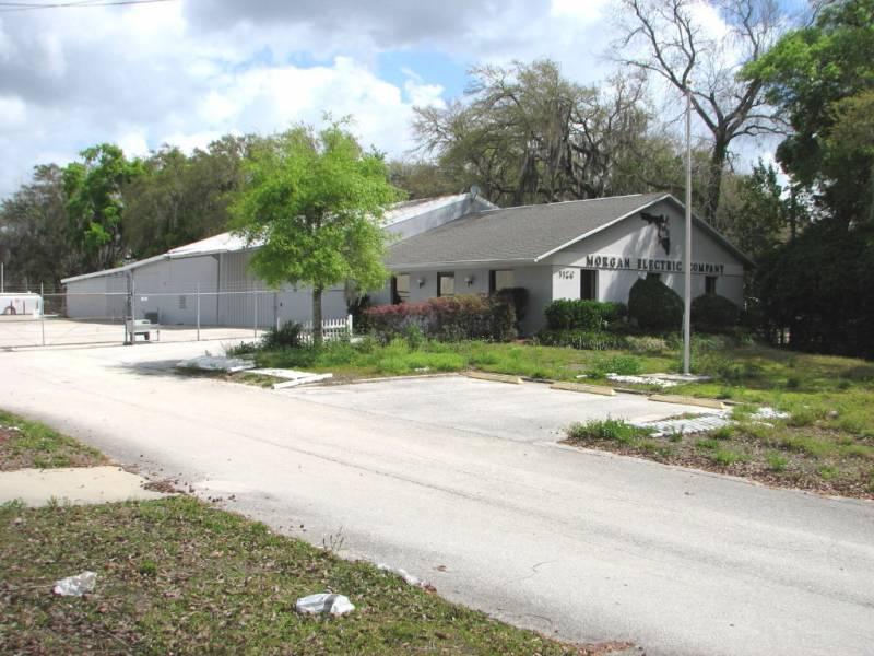 Bank Owned 26,112 SF Commercial Buildings