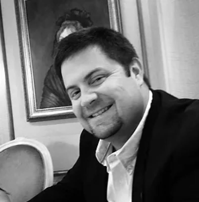 Adrian Mendez