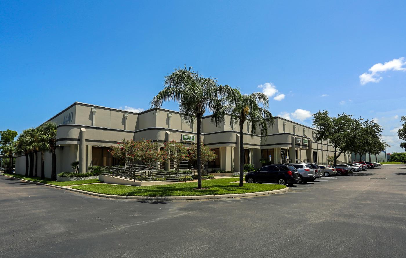 Adamo Distribution Center #5