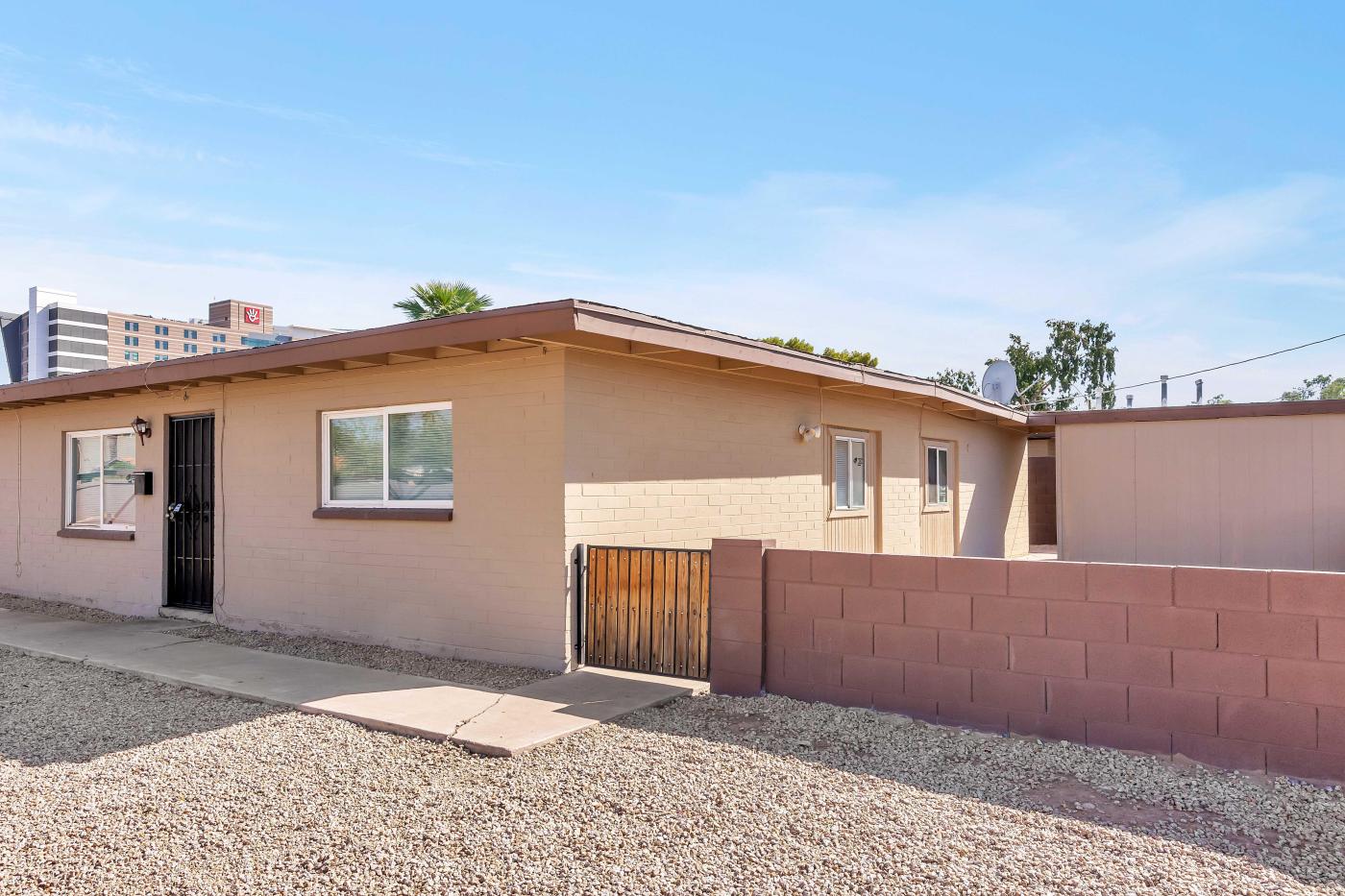 Downtown Phoenix 4 plex all two bedrooms