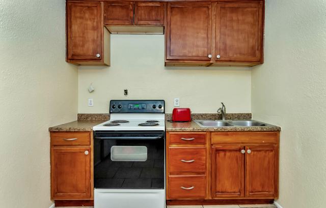 Fourplex in Downtown Phoenix w/High Rents