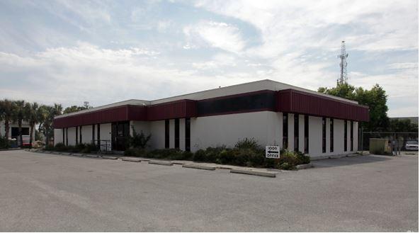 Industrial Building For Sale - Port Charlotte