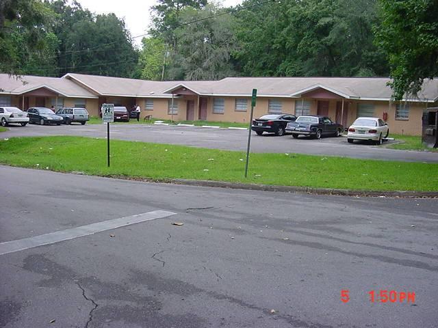 Brooksville, FL 8 Unit Apartment Complex