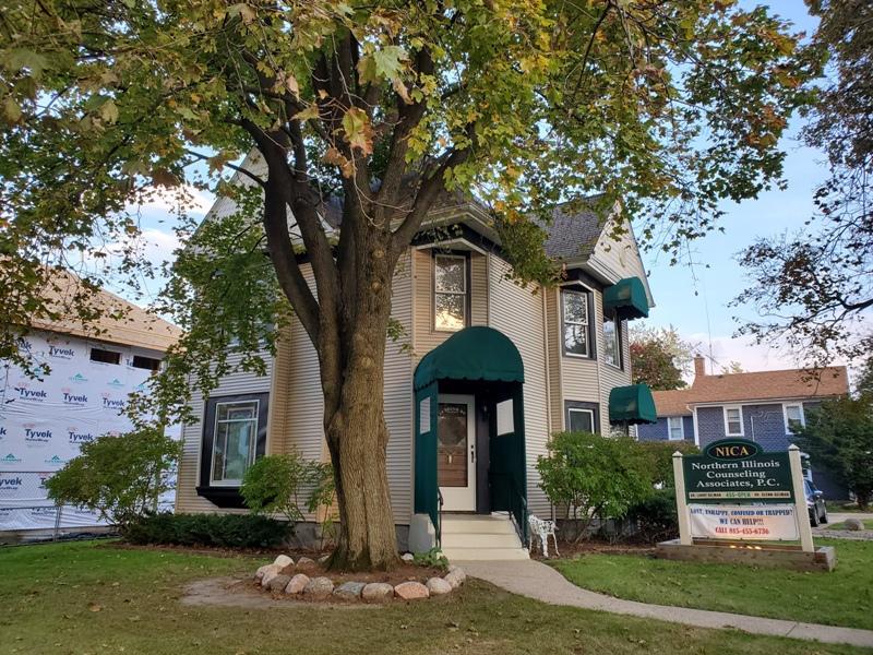 Office Building in Crystal Lake