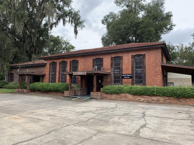 3,300 RSF - 2 story Retail/Office