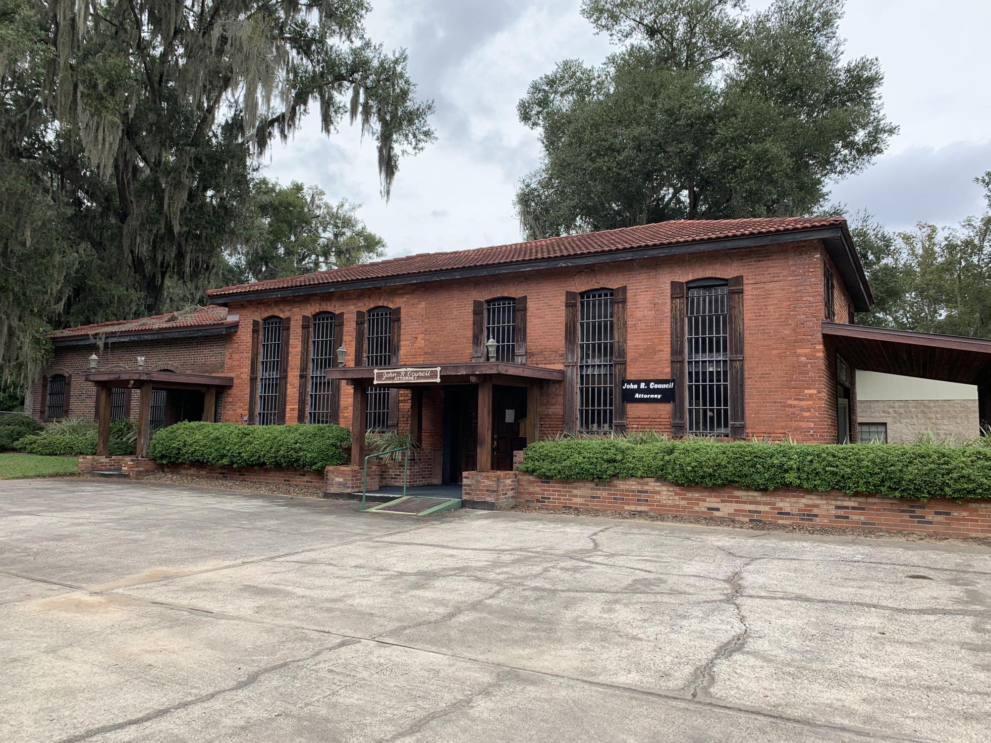 3,300 RSF - 2 story Retail/Office
