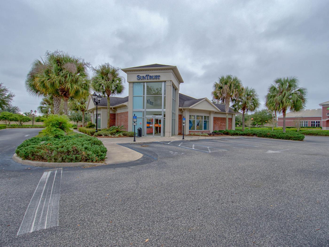 SunTrust Bank on 466 in The Villages
