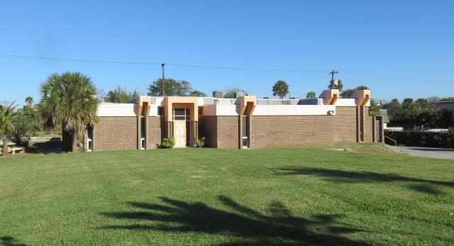 Freestanding Beachside Office Building