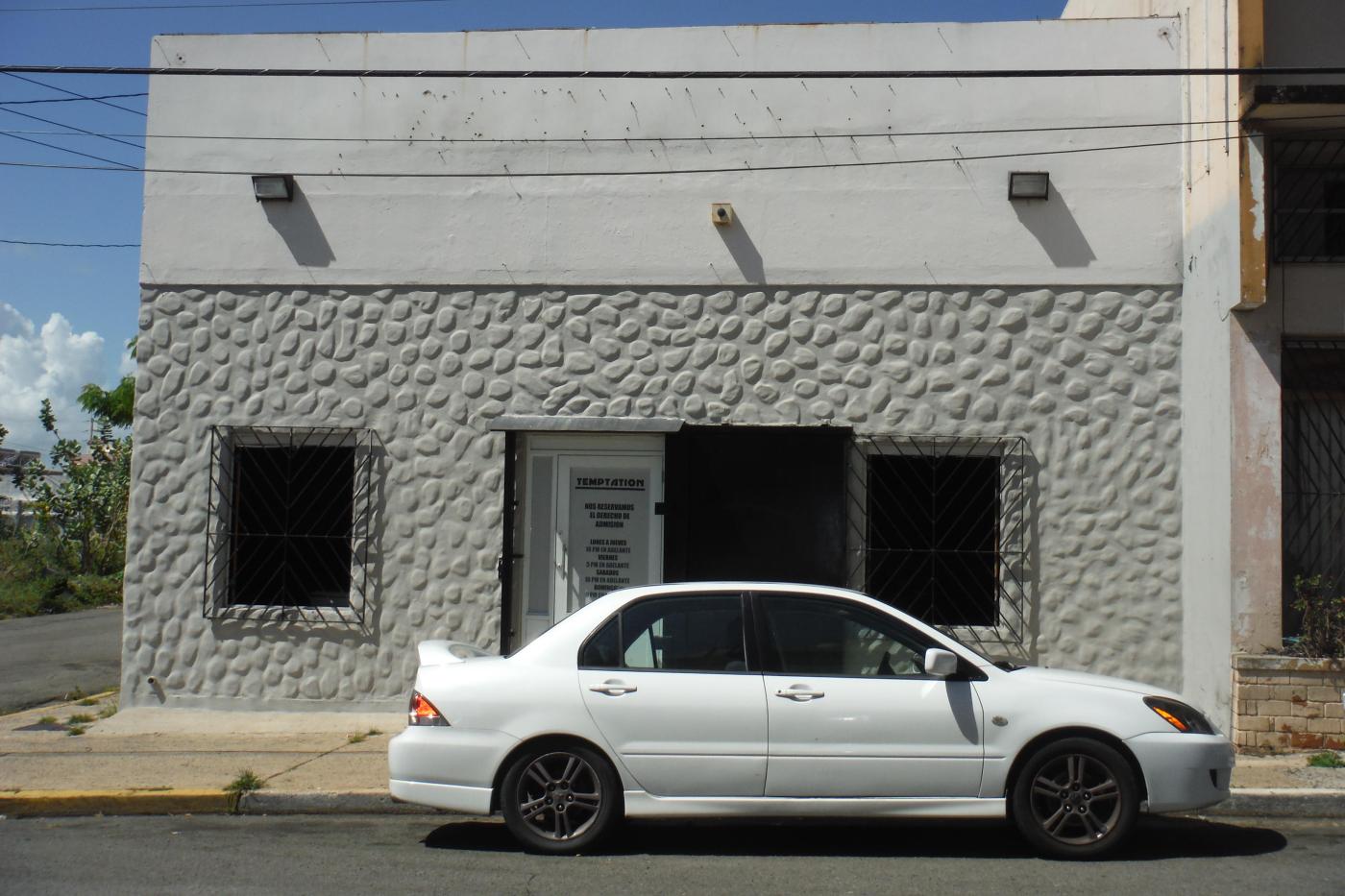 Santurce: 2 Blocks to Ciudadela + Lote 23