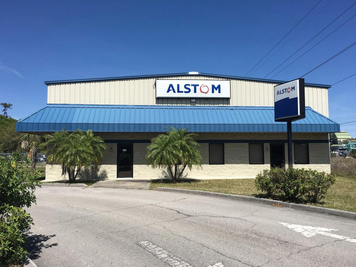 Freestanding Commercial / Industrial Building