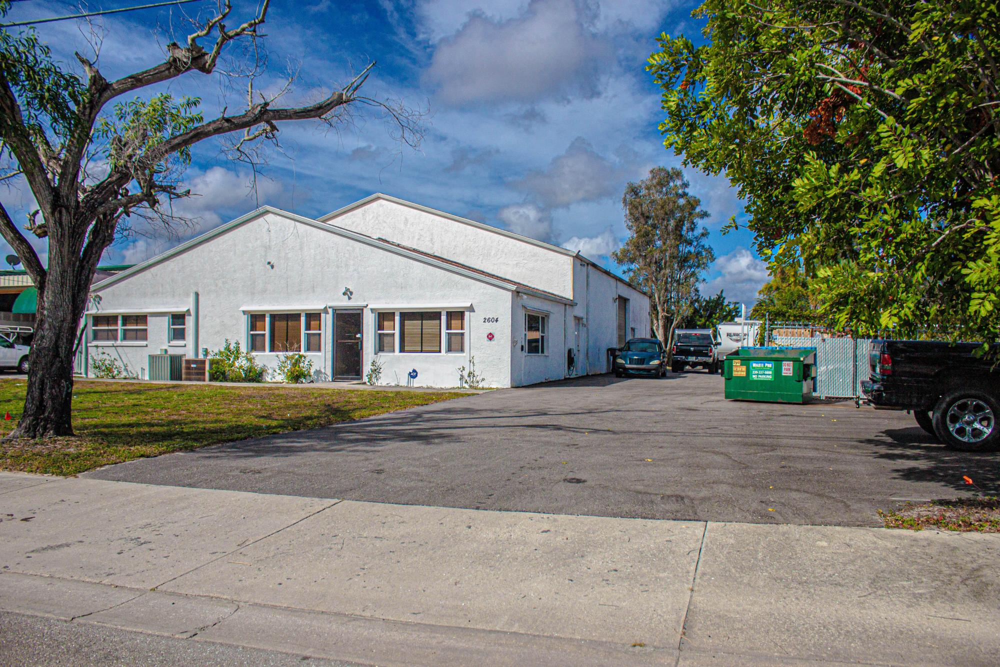 5000 SF Free Standing Building