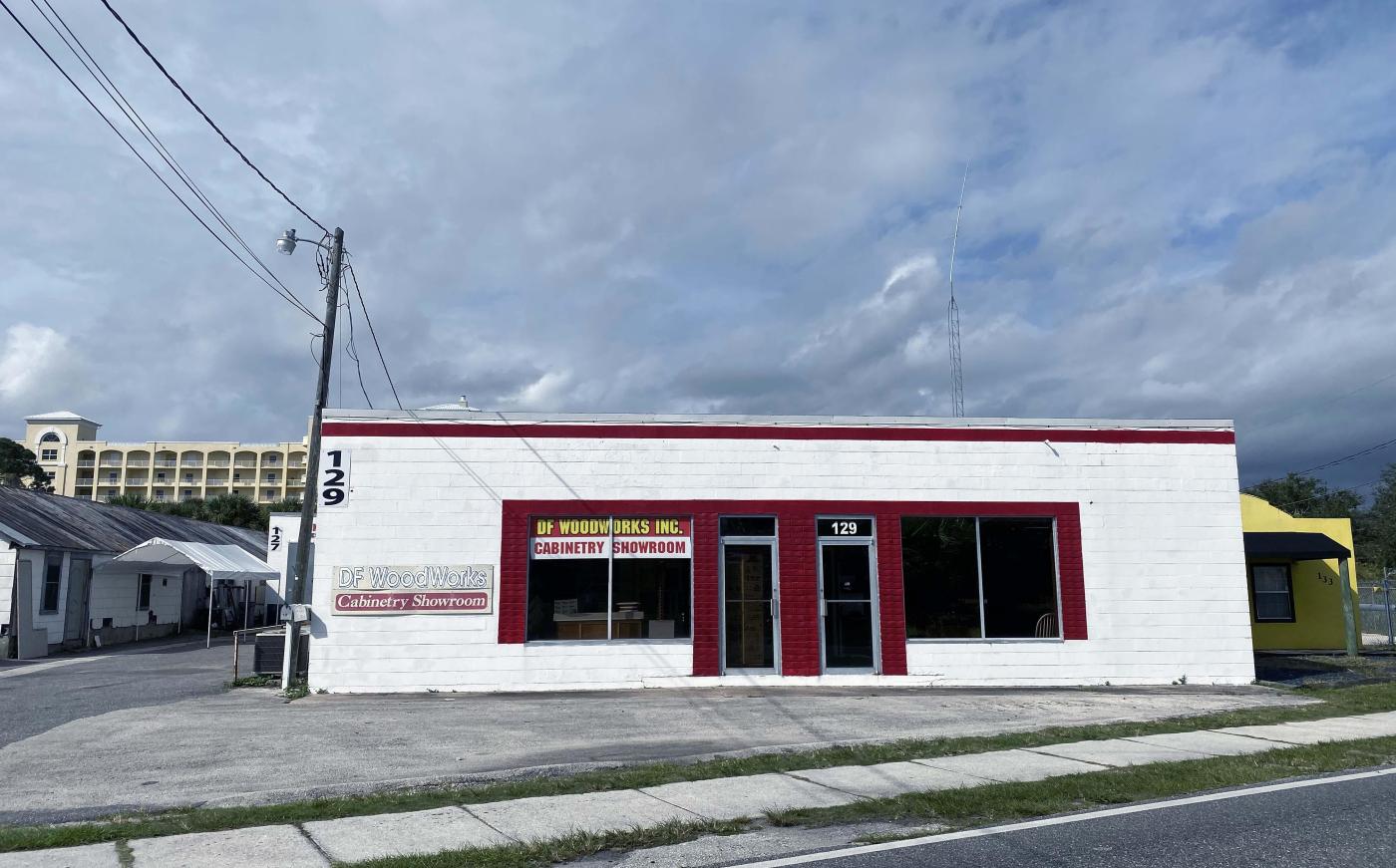 127-129 N Tropical Trail and 450 Myrtice Ave