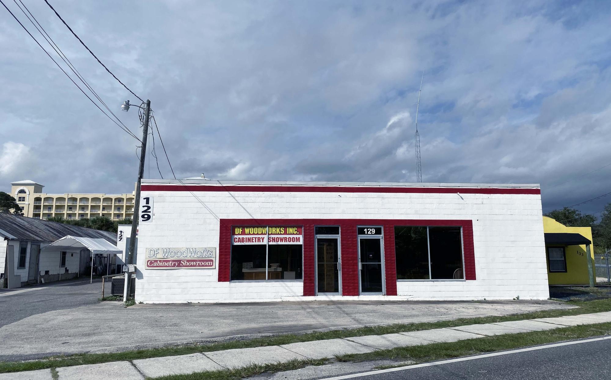 127-129 N Tropical Trail and 450 Myrtice Ave