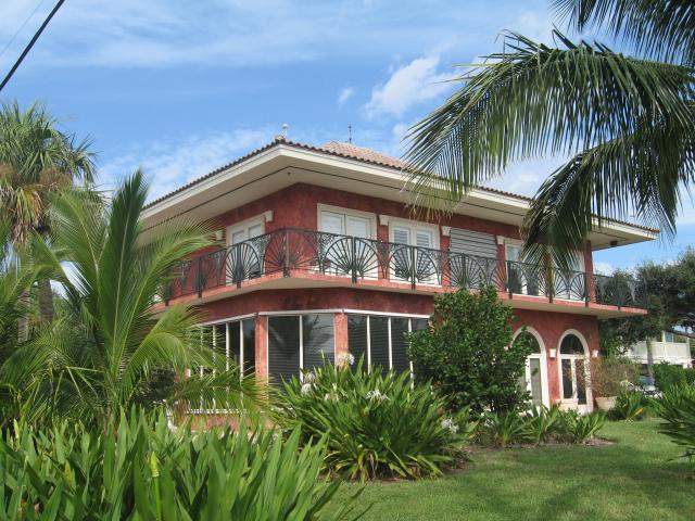 Beach Side Office Building For Sale
