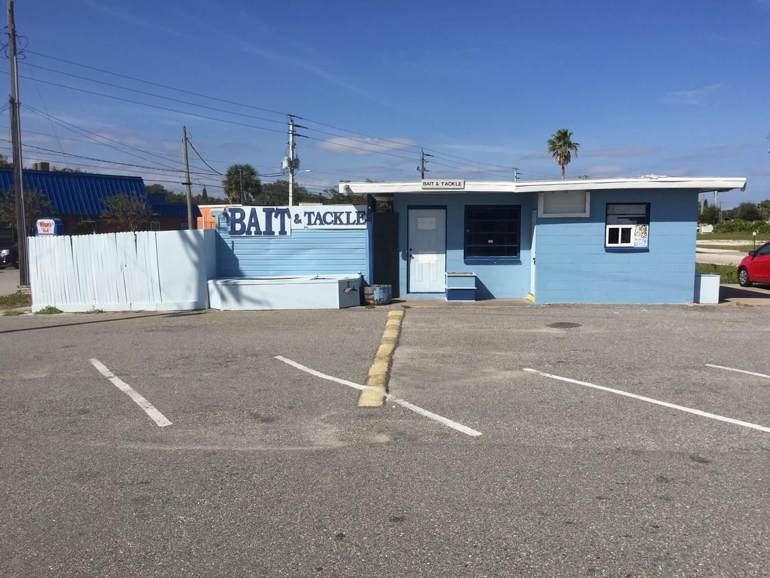 929 Beach St For Sale