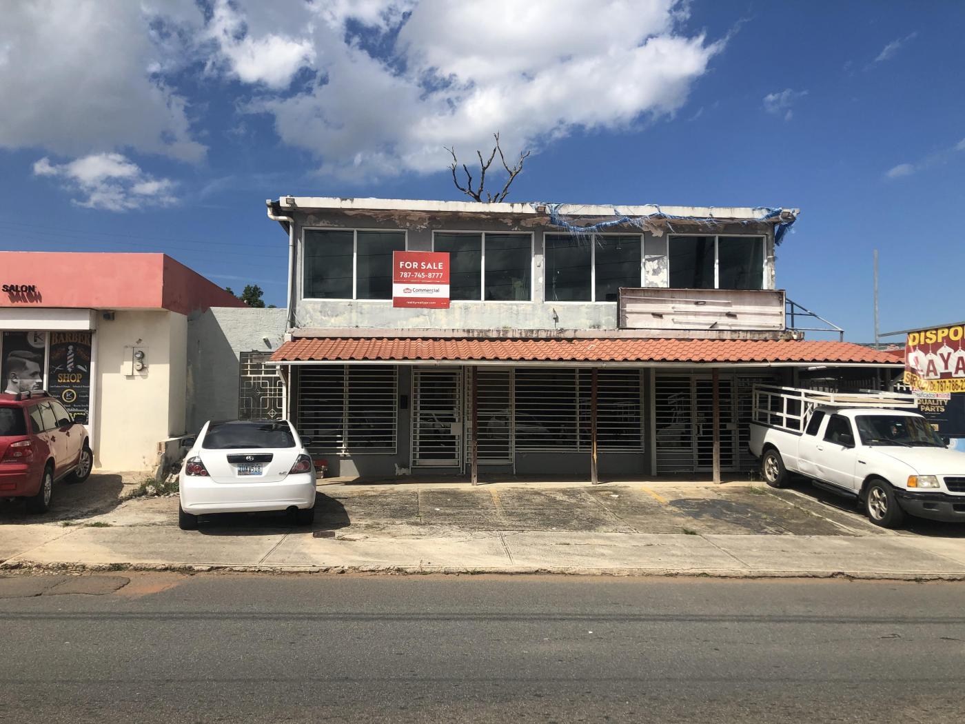Two Story Commercial Building 2,864 Sq FT.