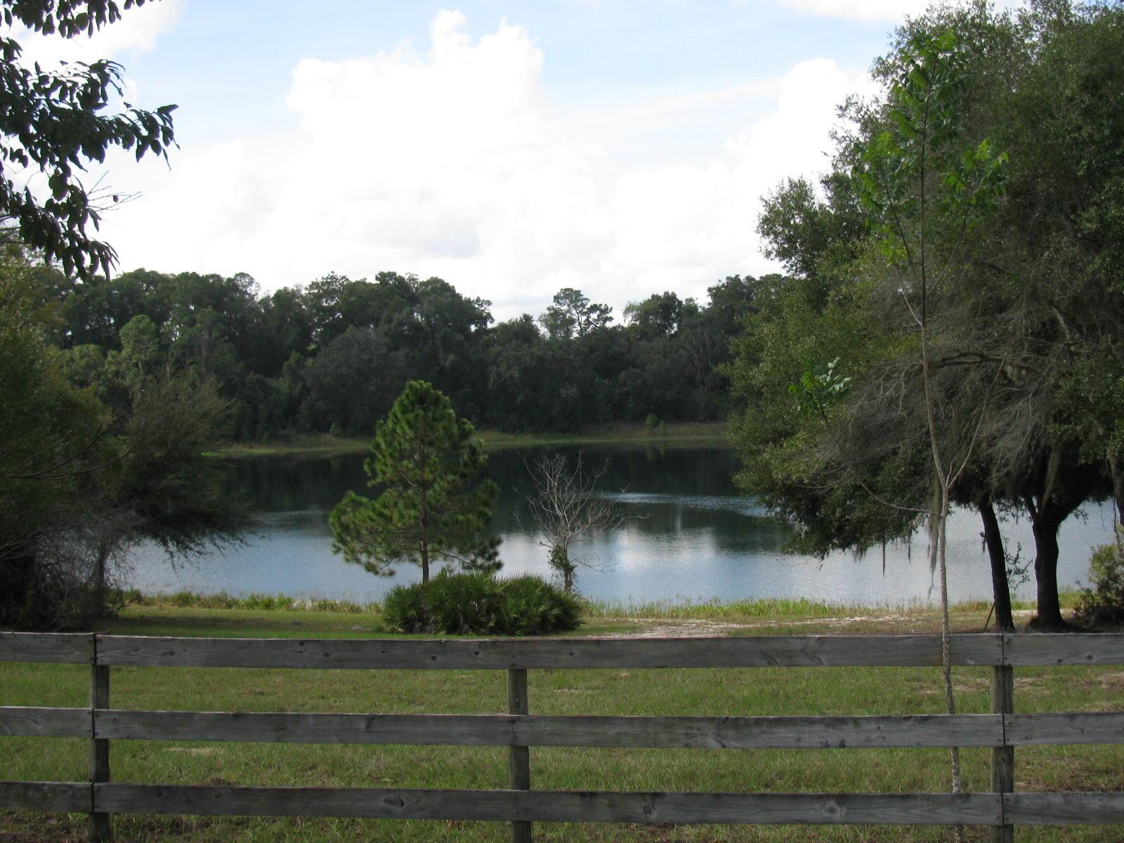 0.73 Acres in Ocklawaha