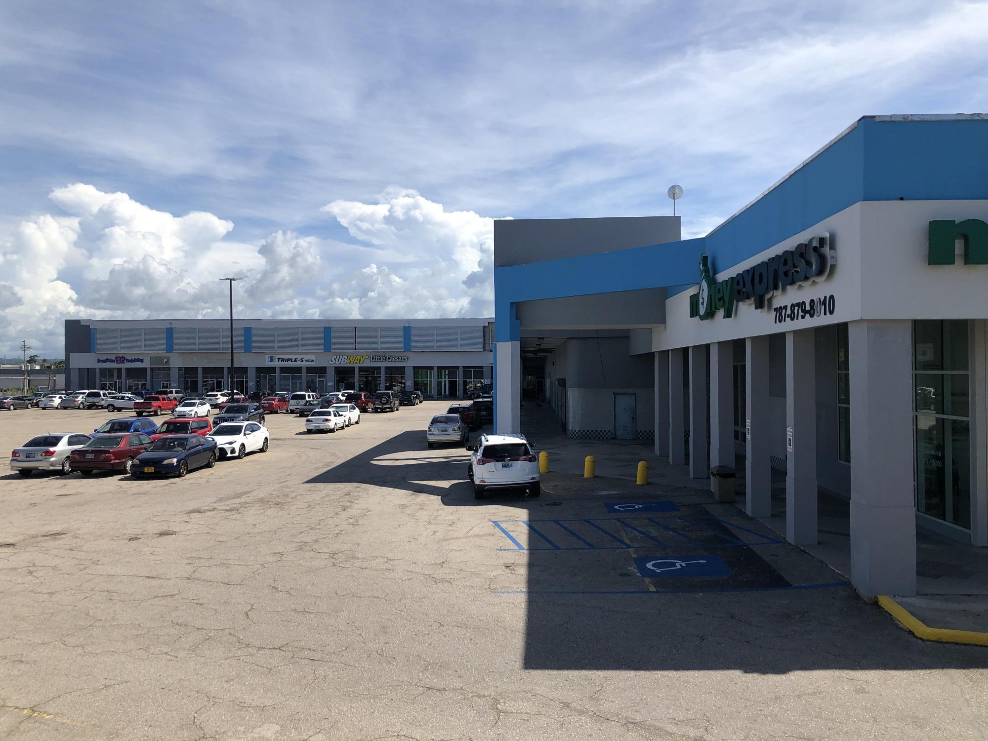 Arecibo Shopping Center - FOR SALE