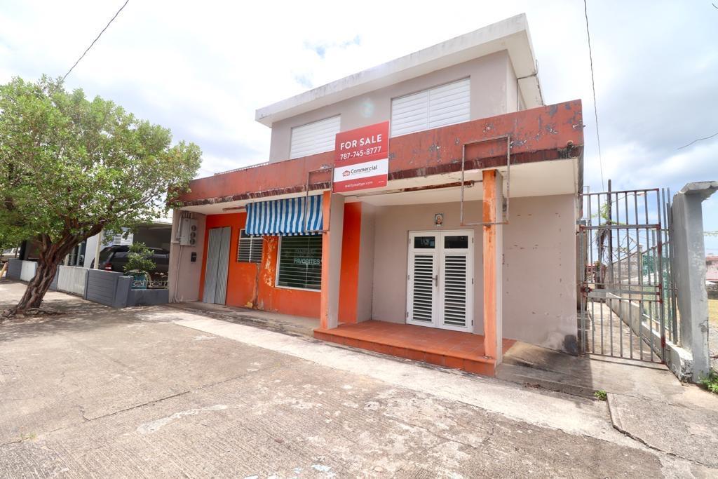 Mixed Use-Retail and Residential Puerto Nuevo