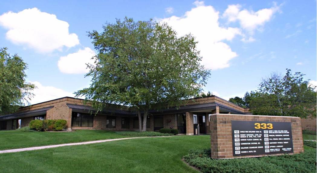 Multi Tenant Office Building in Crystal Lake