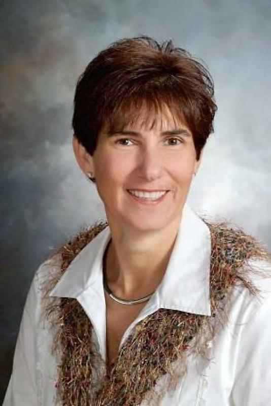 Robin Amato, CCIM