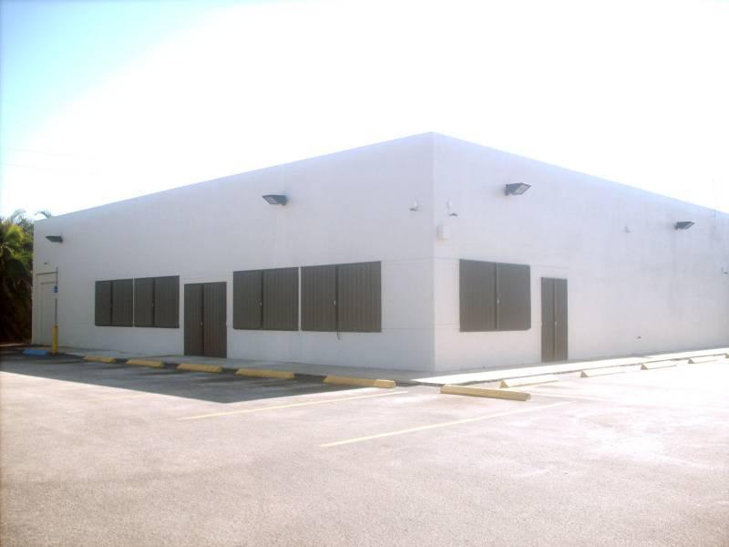 Freestanding Bldg in Homestead