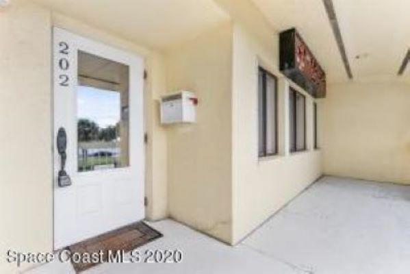 Outstanding office location on A1A!