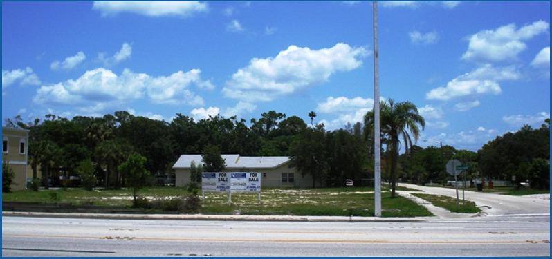 US 41 CORNER LOT