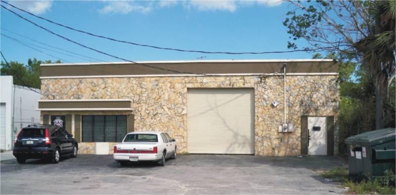 4,100 SF Office w/Mezz. Storage FOR SALE
