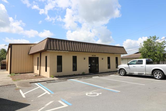 Fully Leased 8 Unit Warehouse