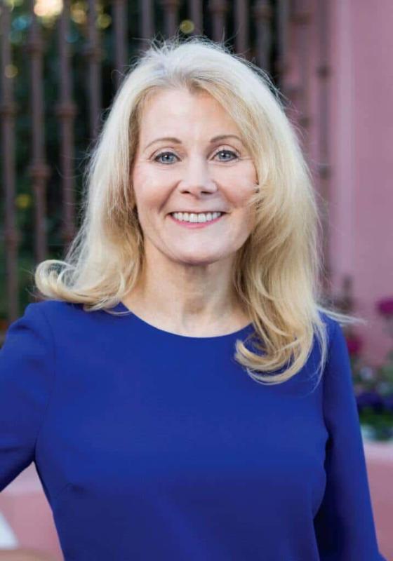Margaret Larsen, CCIM