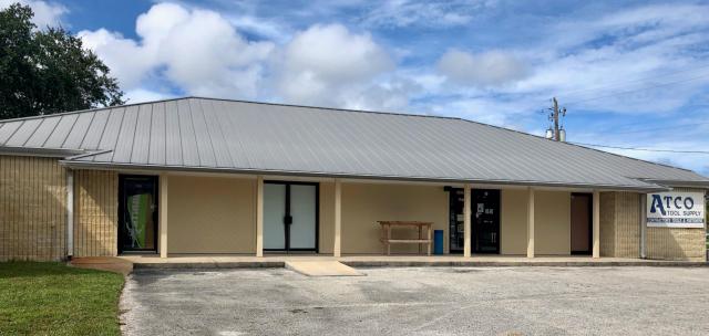 3,039 SF Retail Building on US Hwy 1