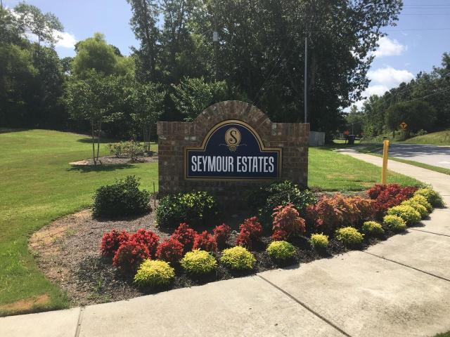 10 Contiguous Res Lots + 1 Double Lot