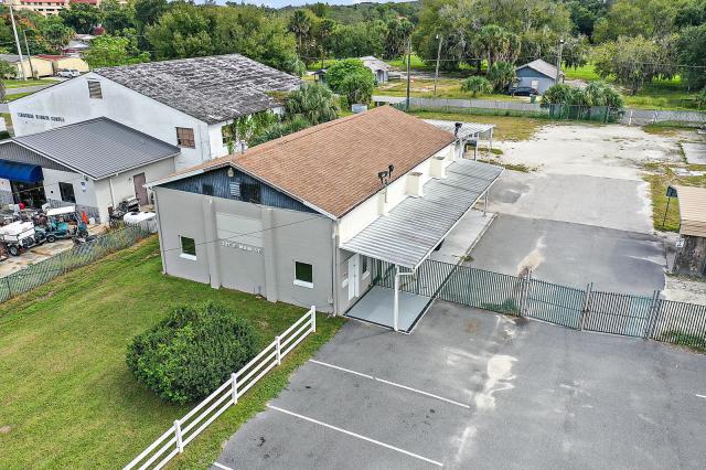 1700 +/- sq ft office/warehouse Leesburg