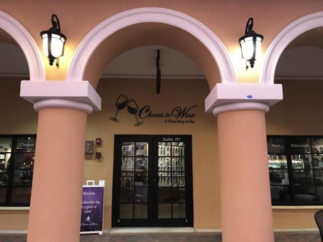 Commercial/Retail Condo in Lakewood Ranch