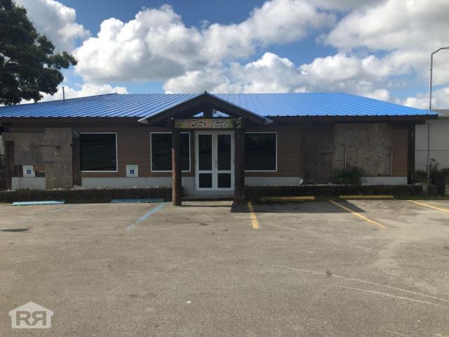 Retail Former Don Jose Restaurant - Cidra
