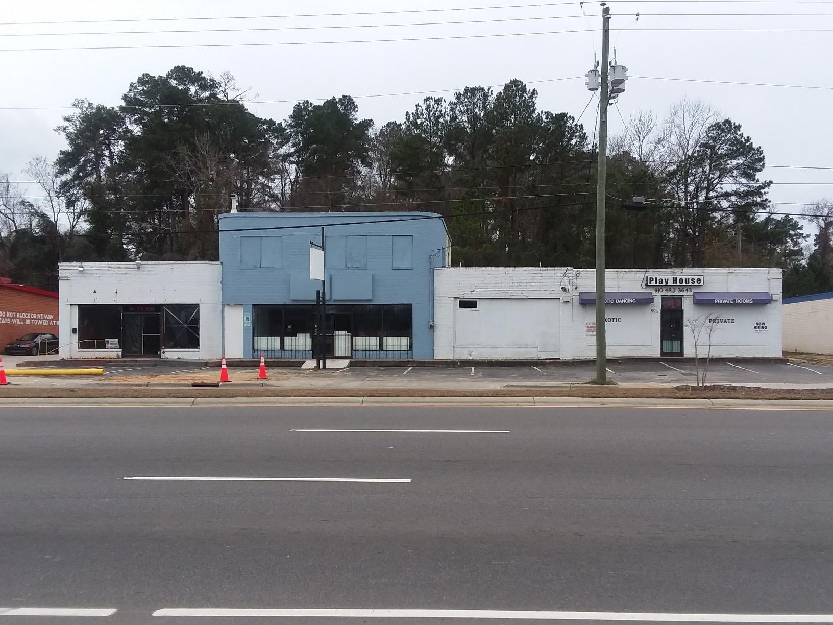 Fayetteville, NC:  9,120 SQ FT Retail Strip