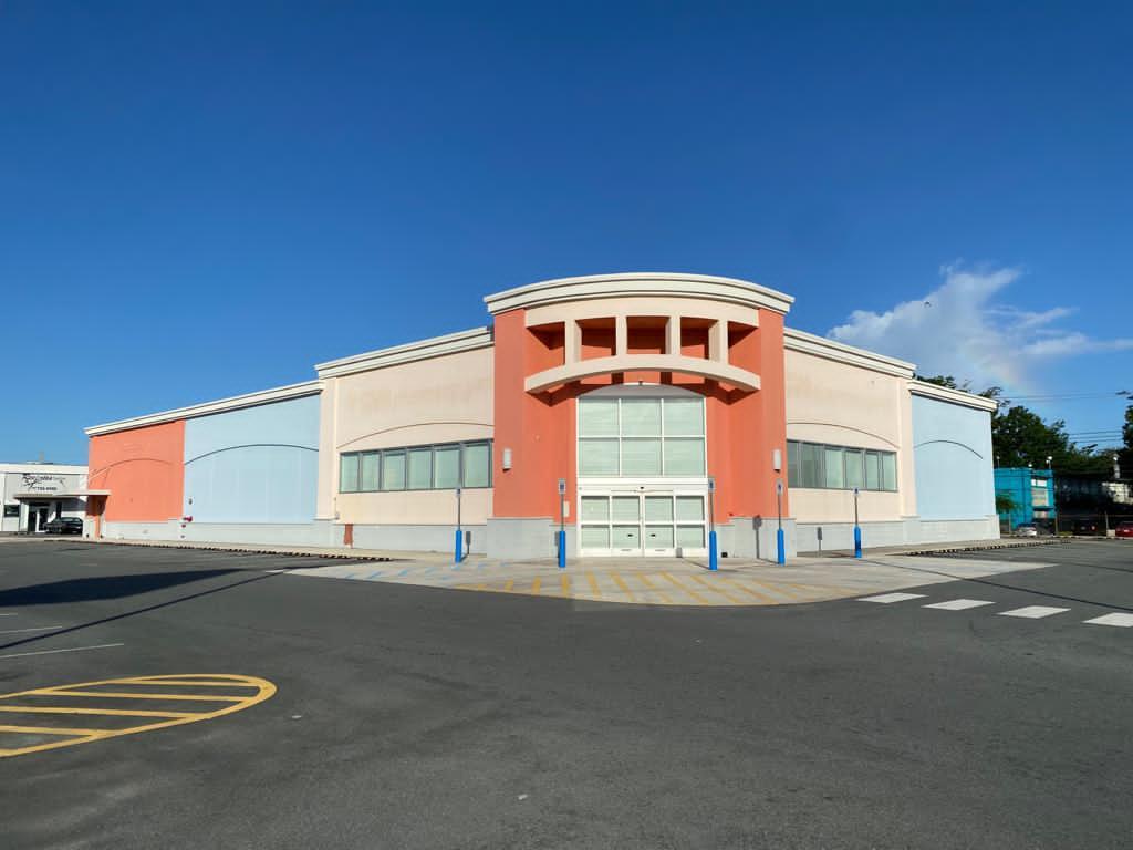Free-Standing Former Pharmacy - FOR SUBLEASE