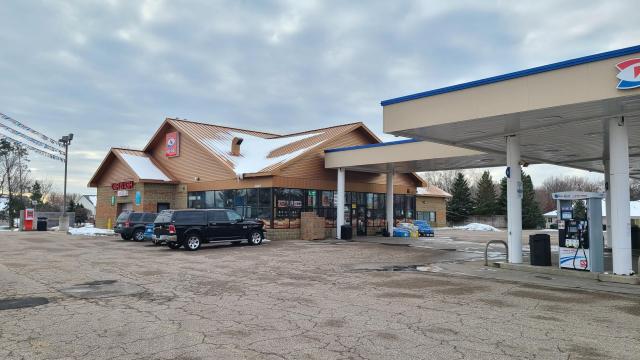Blaine Holiday C-Store