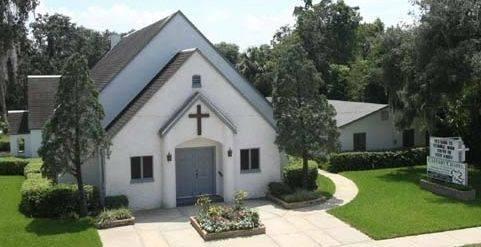 Church in Leesburg on Main St