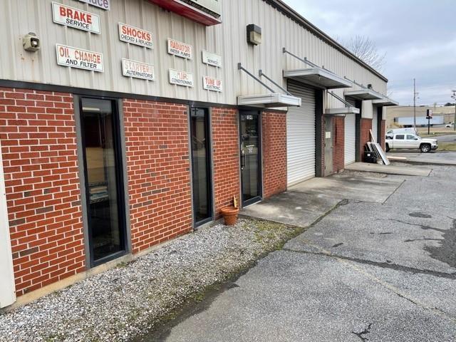 3600+- SF Commercial Building