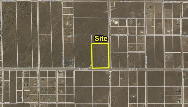 ±13.33 Acres Phelan Rd
