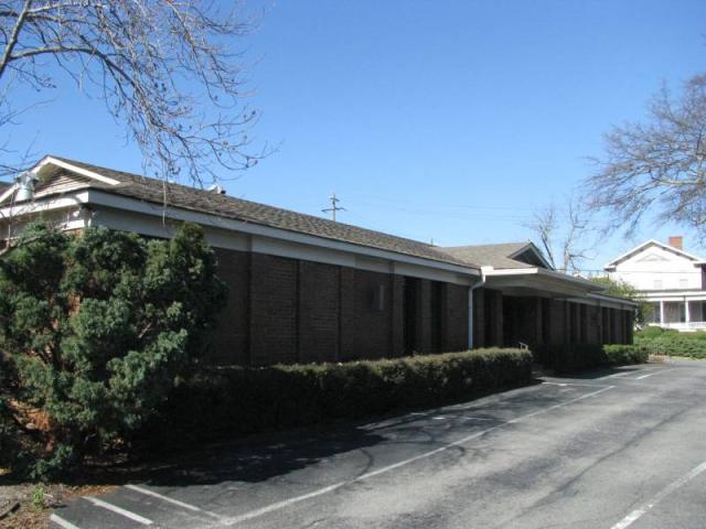 Former Medical & Surgery Center For Sale
